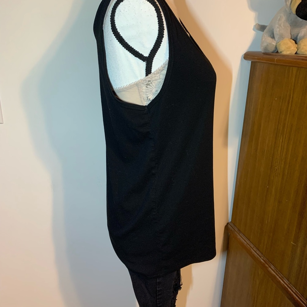 Hannah Black Tank Top - Picture 4 of 8